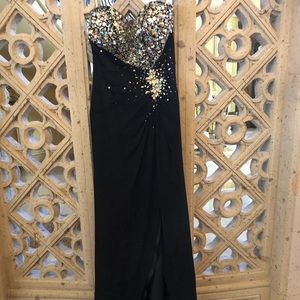 Black prom dress
